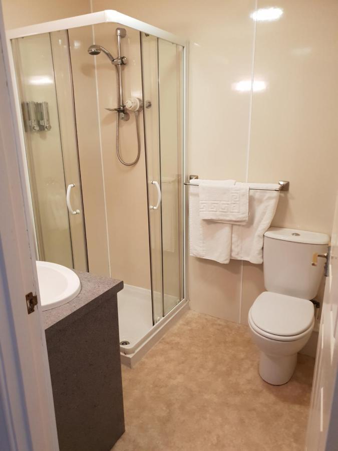 Commercial Hotel Alness Kültér fotó